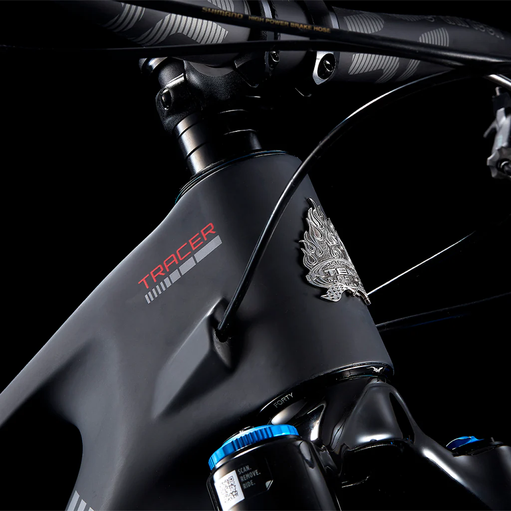 Intense Tracer 29 - Expert - Satin Black - 2023