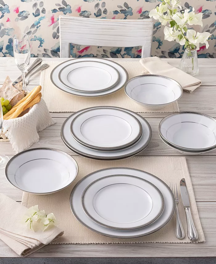 Noritake Charlotta Platinum 12 Piece Set Service for 4