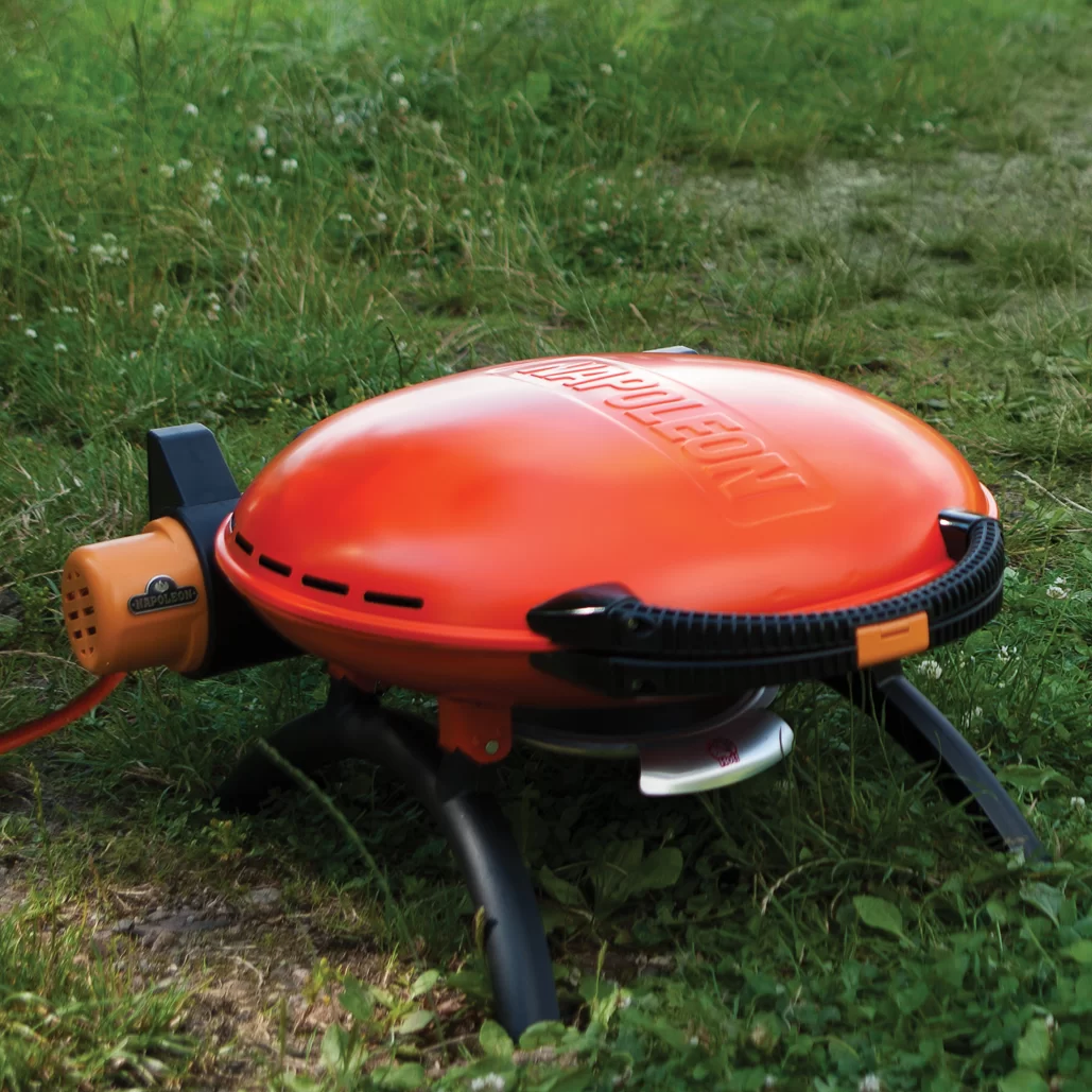 Napoleon TravelQ TQ2225PO Portable Gas Grill， 225 sq. in， Orange