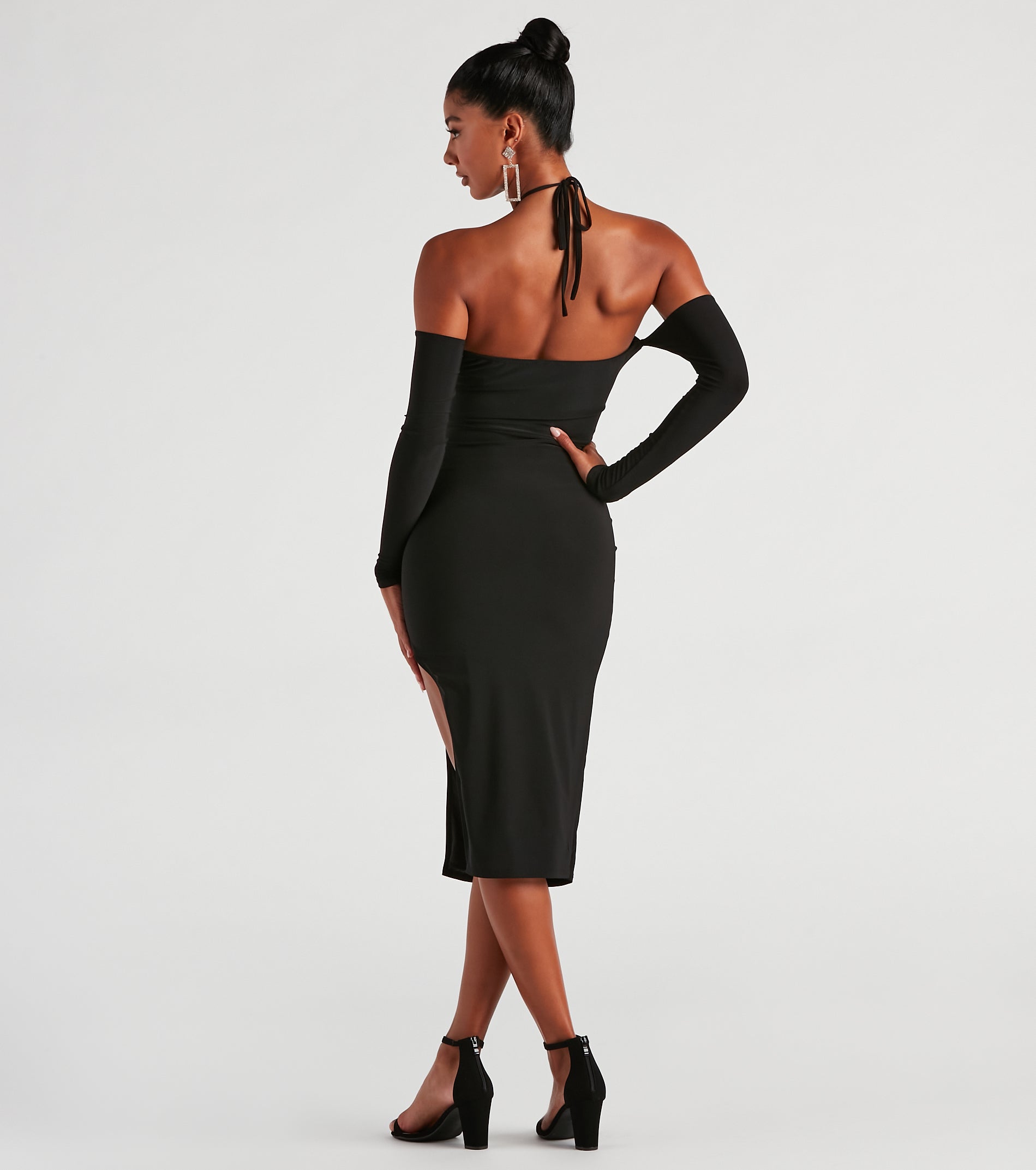 Alluring Trendsetter Halter Midi Dress