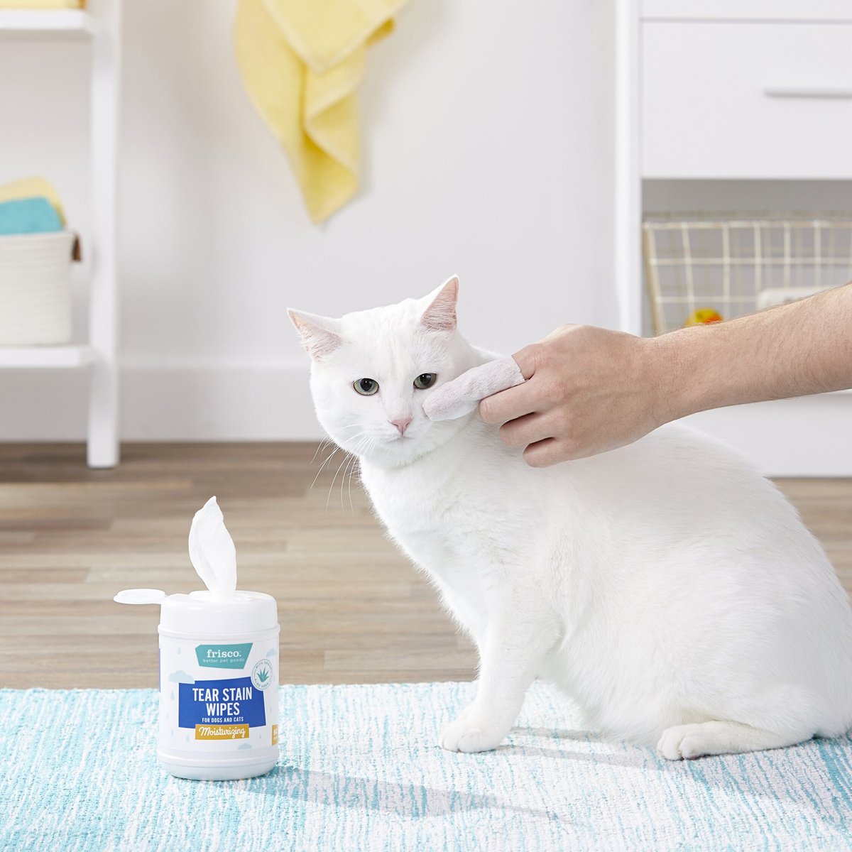 Frisco Moisturizing Tear Stain Wipes with Aloe for Dogs and Cats