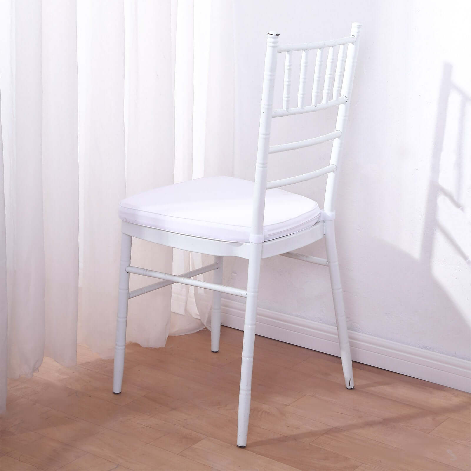 White Chiavari Chair Pad, Memory Foam Seat Cushion With Ties and Removable Cover 1.5