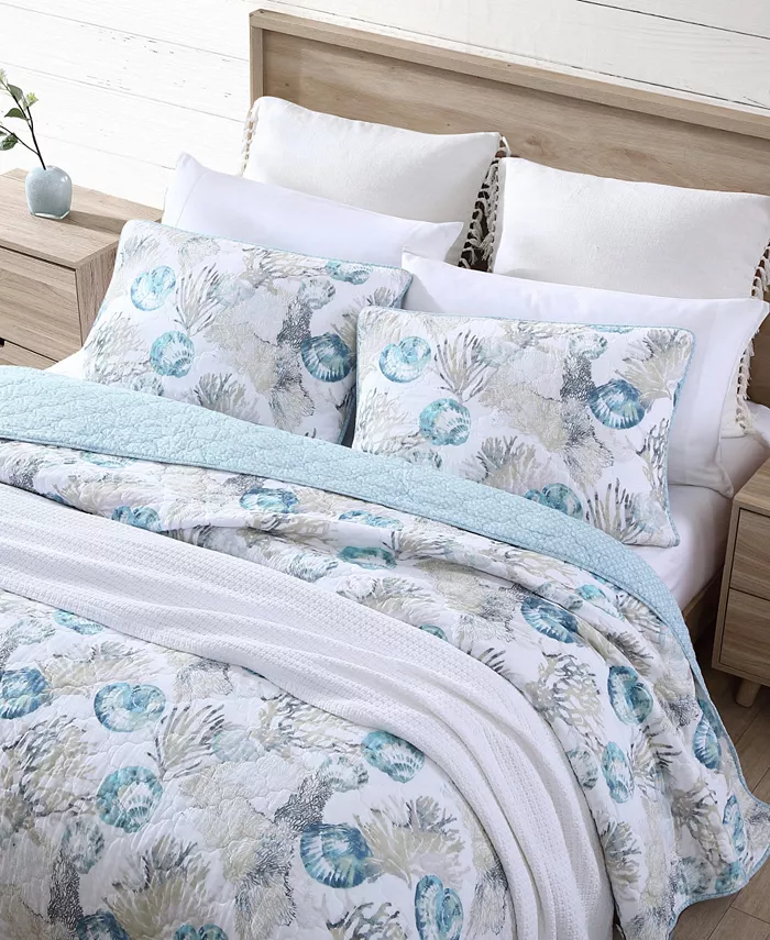 Tommy Bahama Home Tommy Bahama Freeport Blue Reversible 2-Piece Twin Quilt Set