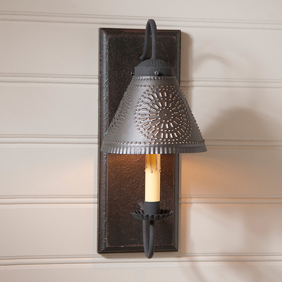 Irvin's Tinware 9194TBOR Crestwood Sconce in Black