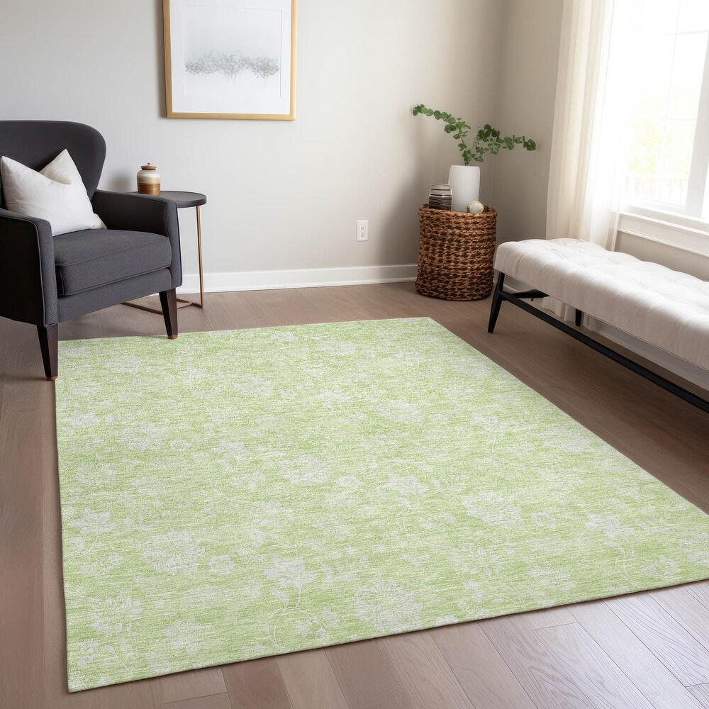 Machine Washable Indoor/ Outdoor Chantille Floral Farmhouse Rug