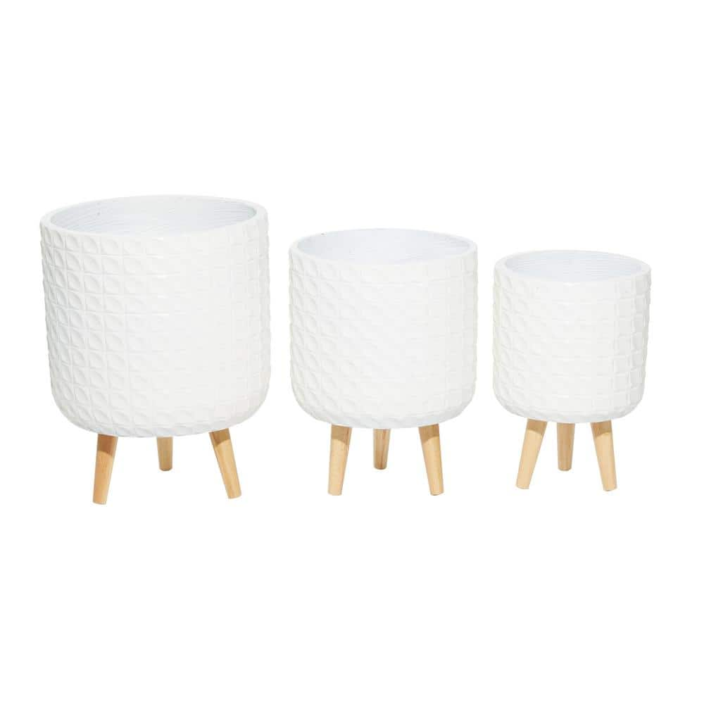 CosmoLiving by Cosmopolitan 18 in. x 14 in. White MGO Planter (Set of 3) 46520