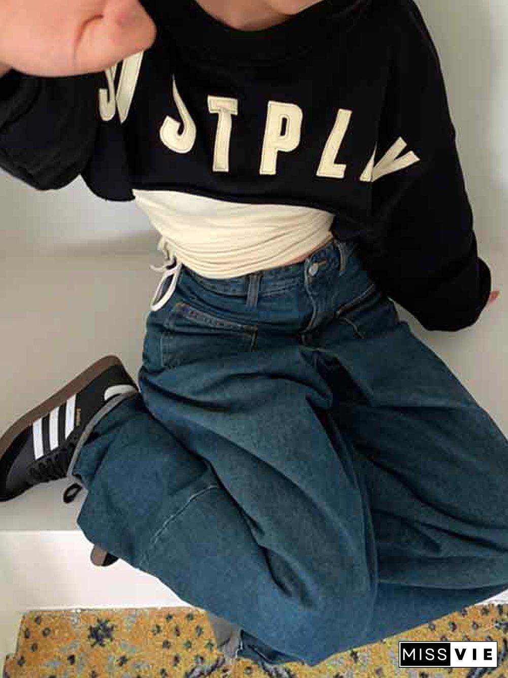 Letter Print Loose Short Sweatshirt