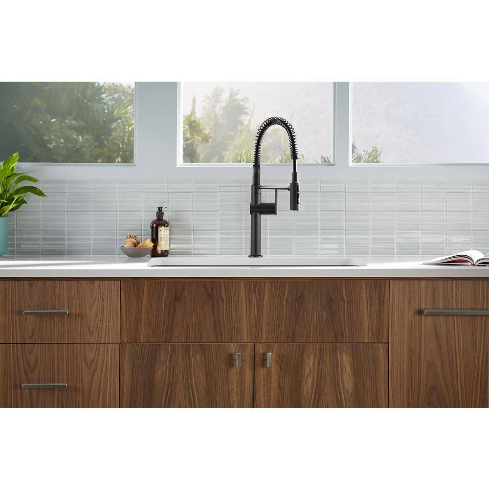 KOHLER Crue Semi-Professional Single-Handle Pull-Down Sprayer Kitchen Faucet in Matte Black K-22973-BL