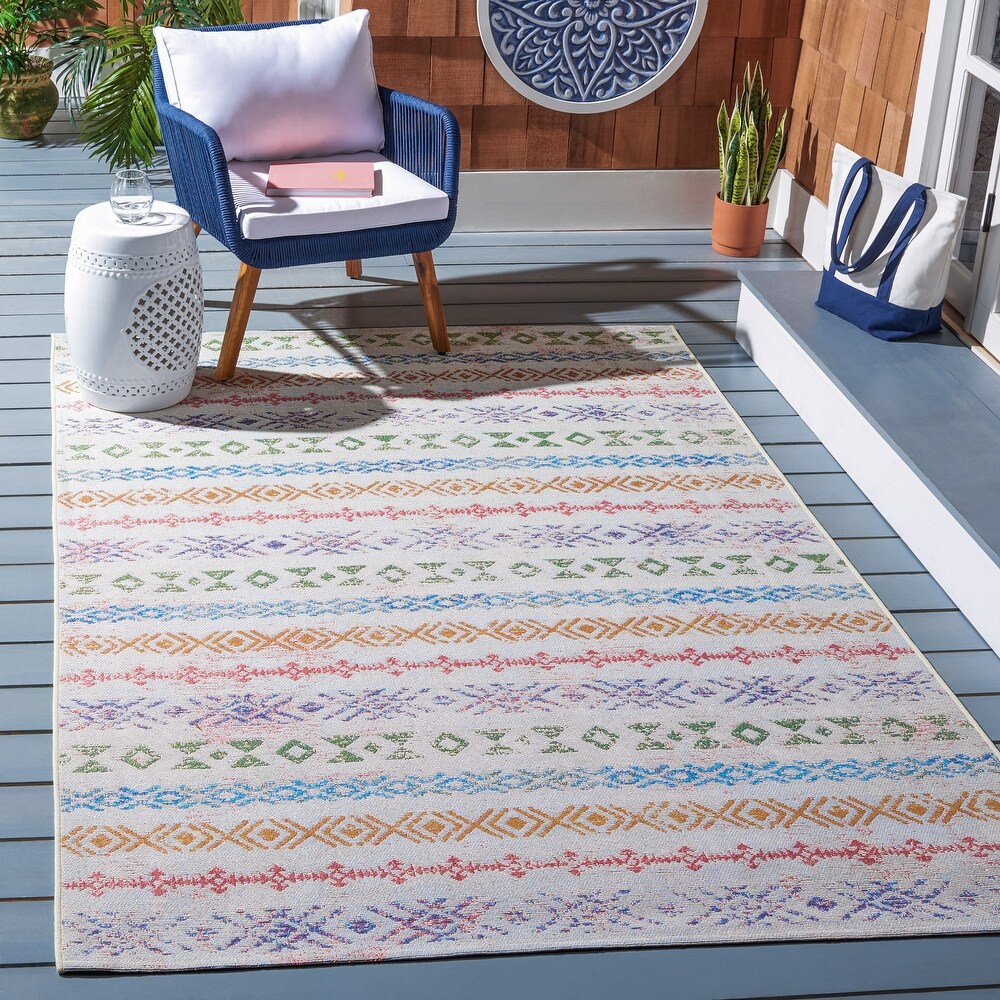 SAFAVIEH Summer Clemansa Boho Indoor/ Outdoor Waterproof Patio Backyard Rug