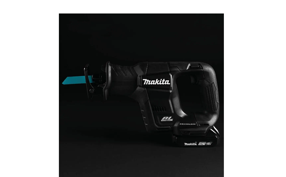 Makita XRJ07R1B 18-Volt LXT Sub-Compact Lithium-Ion Brushless Cordless Recipro Saw Kit (2.0 Ah)