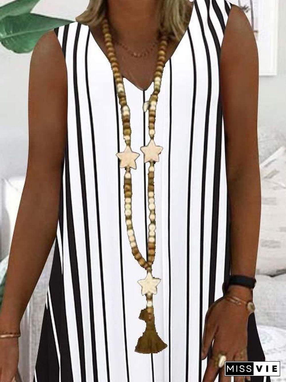 Women White Sleeveless V-neck Printed Midi Dress