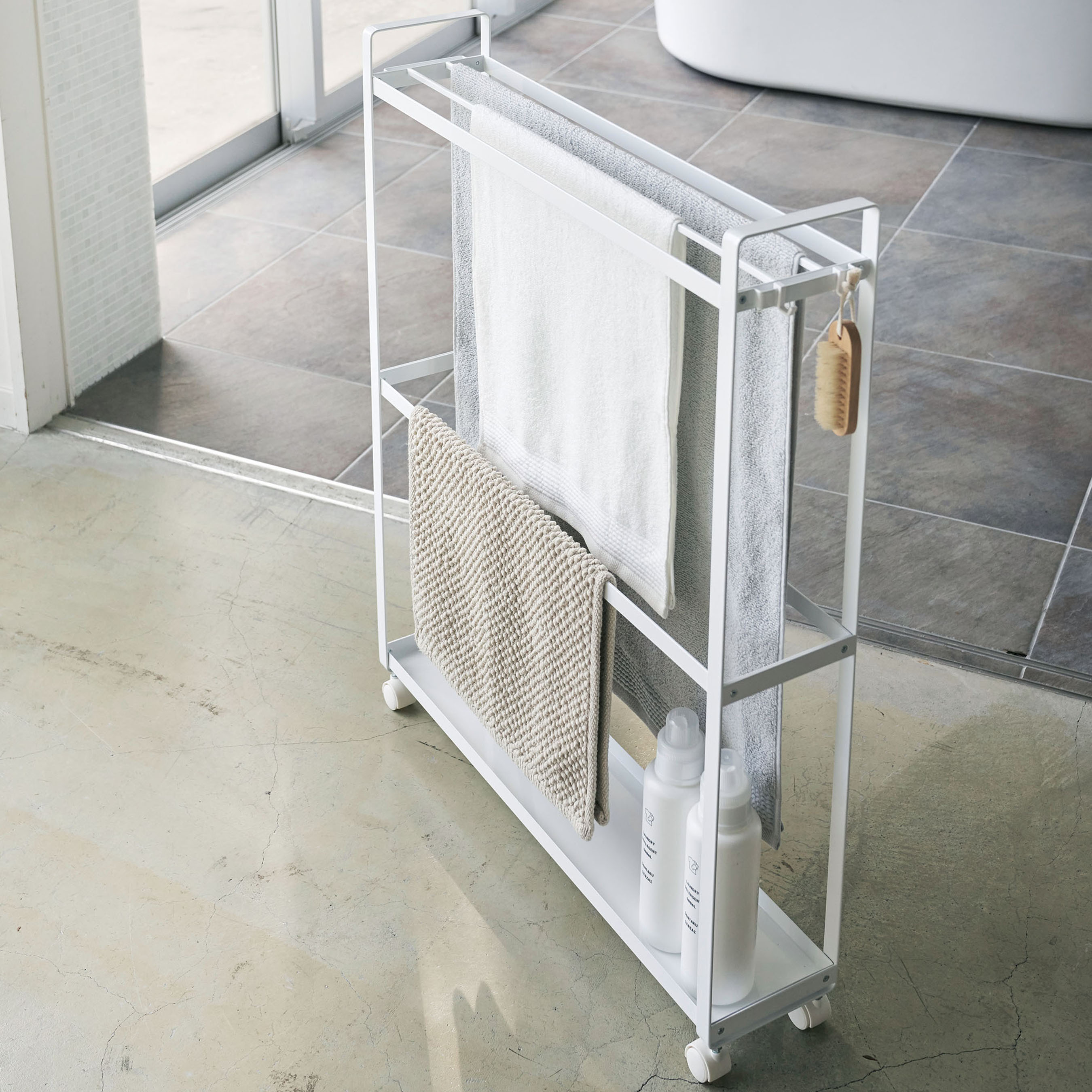 Yamazaki Tower Rolling Towel Rack