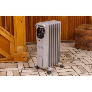 Comfort Zone 1500-Watt White Electric Oil-Filled Radiator Space Heater with Silent Operation CZ8008