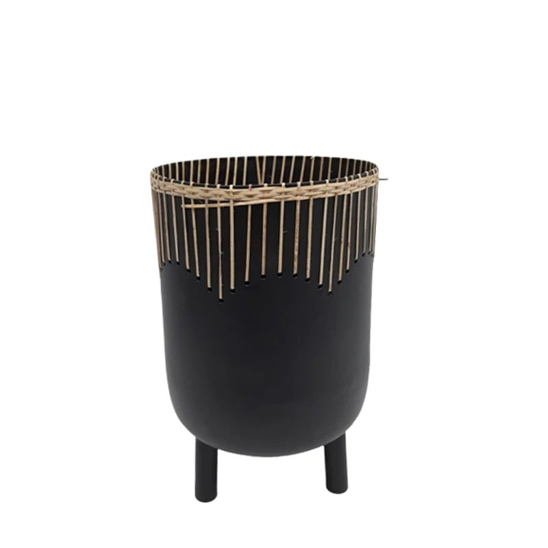 Iron   Cane Round Planter With 3 Legs Black   Natural Colour Raised Planter  For Outdoor   Garden Decoration