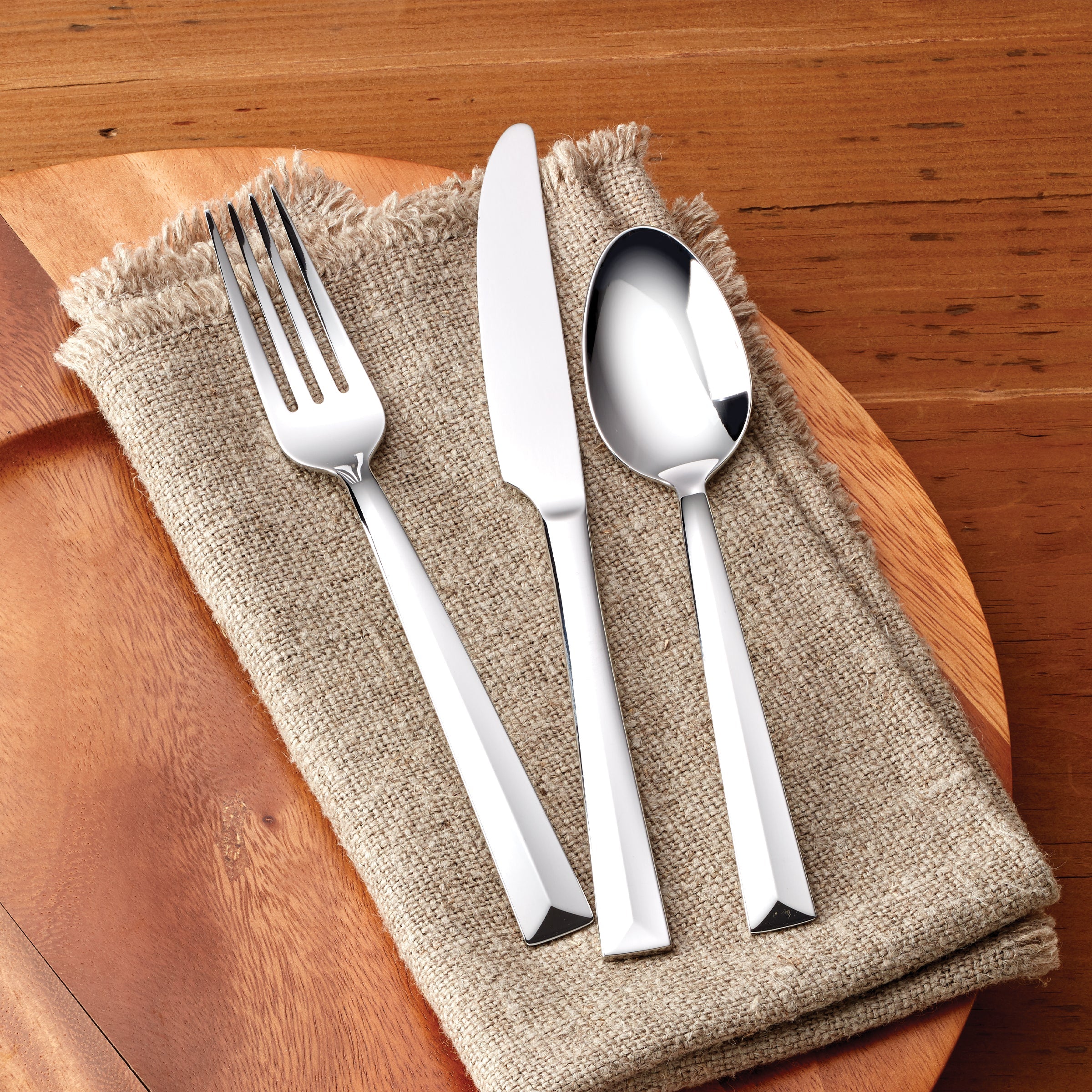 Moxie 20 Piece Flatware Set