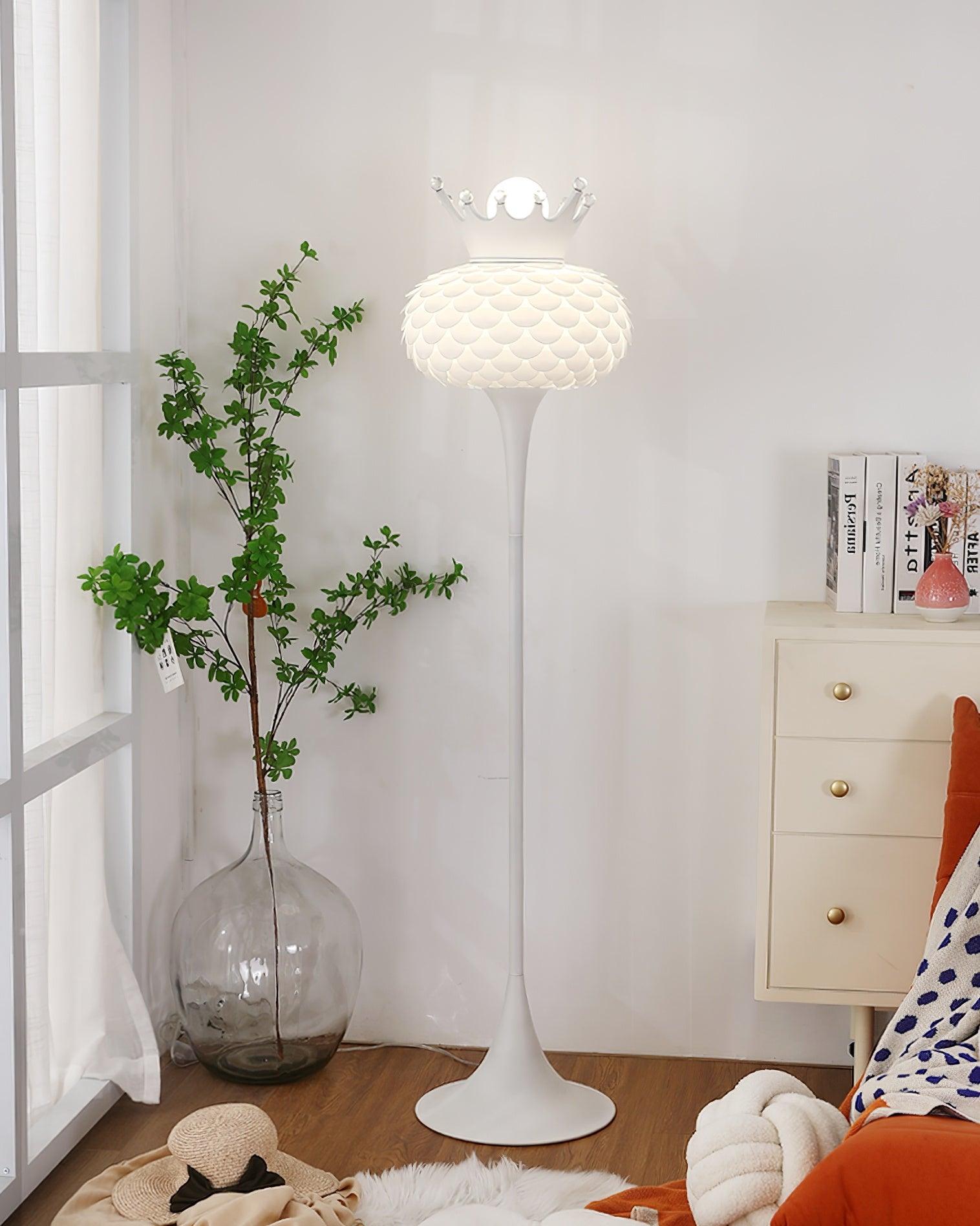 Aluvia Crown Floor Lamp