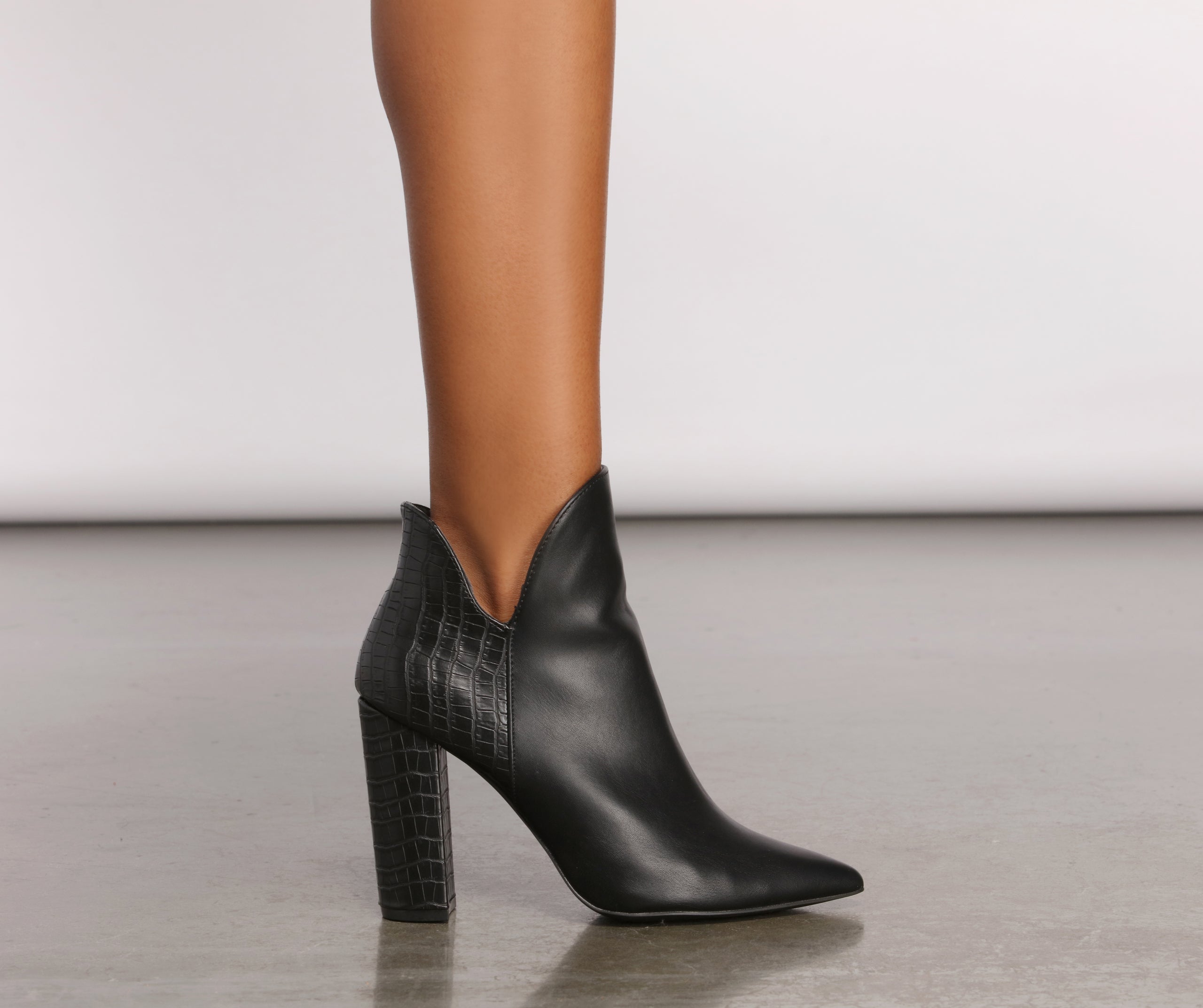 Staying Out Tonight Black Point Toe Booties