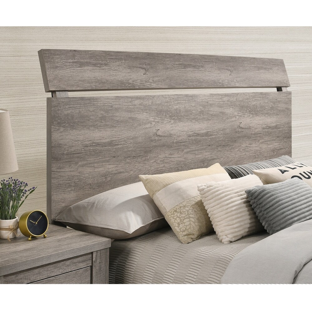 Roundhill Furniture Floren Contemporary Weathered Gray Wood Bedroom Set  Panel Bed  Dresser  Mirror  Nightstand