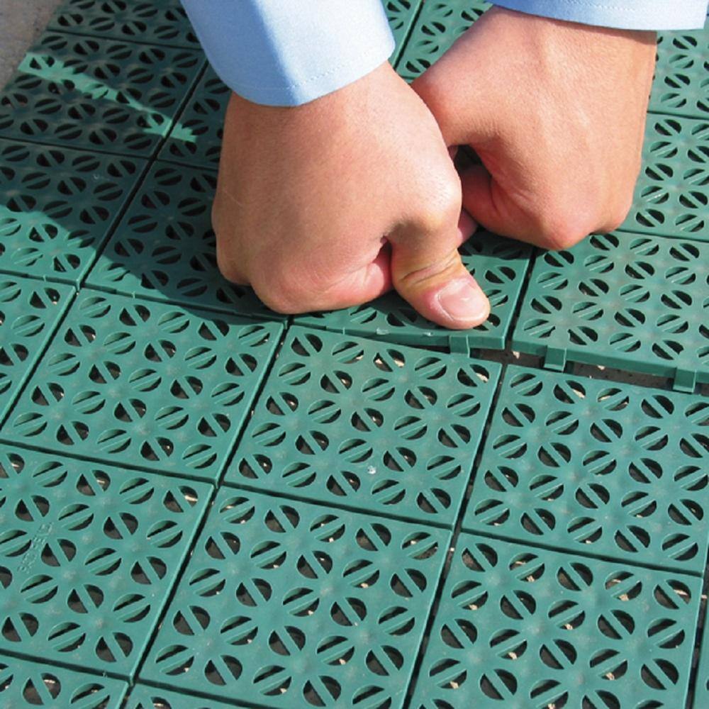 RSI Blue Regenerated 22 in. x 22 in. Polypropylene Interlocking Floor Mat System (Set of 4 Tiles) RSI-IFS-BL-4