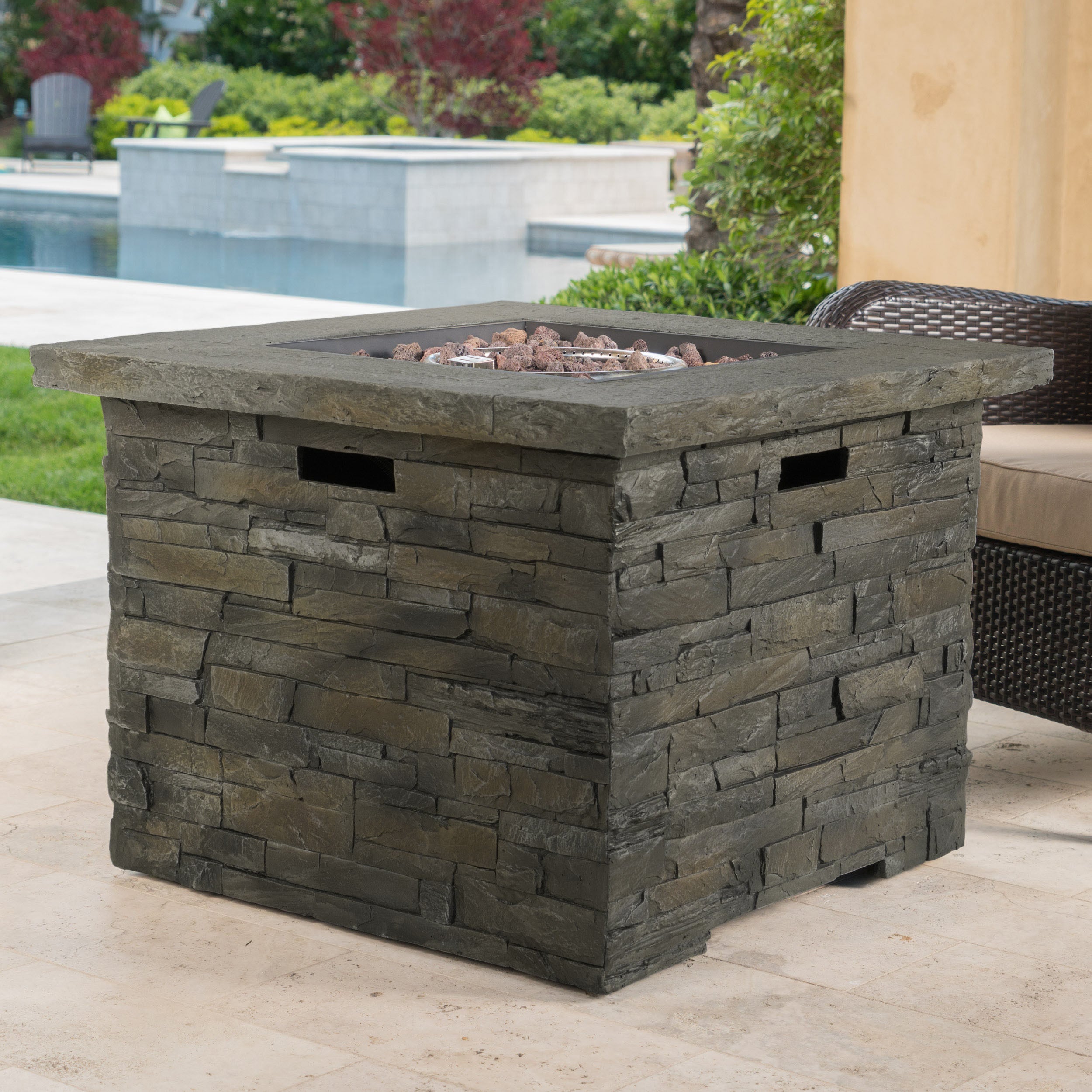 Stonecrest 40,000 BTU Propane Gas Firepit (Square)