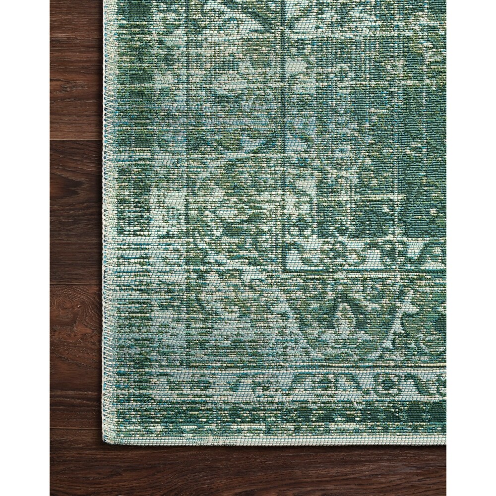 Alexander Home Armanda Modern Medallion Indoor/ Outdoor Area Rug