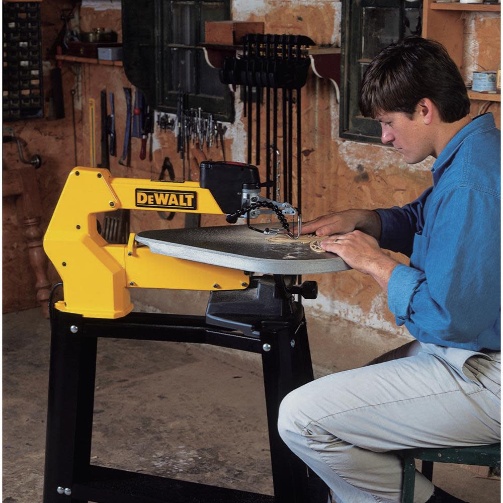 DEWALT HEAVY-DUTY 20 VARIABLE-SPEED SCROLL SAW (DW788) ;