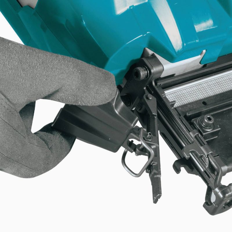 Makita 18V Cordless Brad Nailer