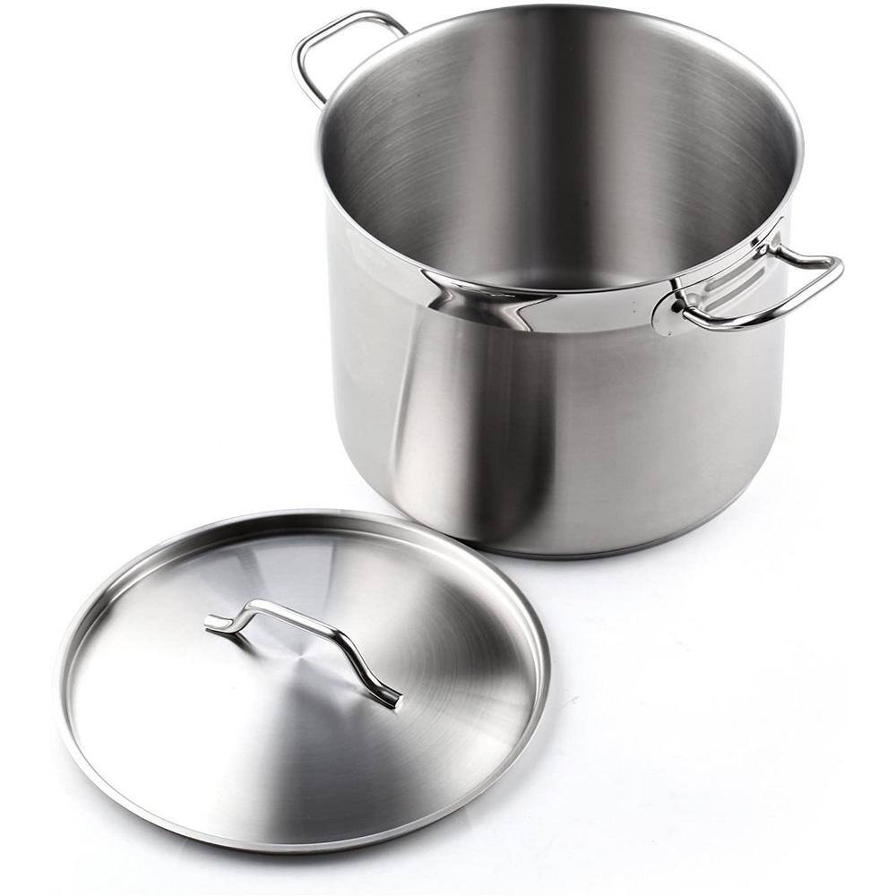 Cooks Standard Professional Grade 8 qt. Stainless Steel Stock Pot with Lid 02584