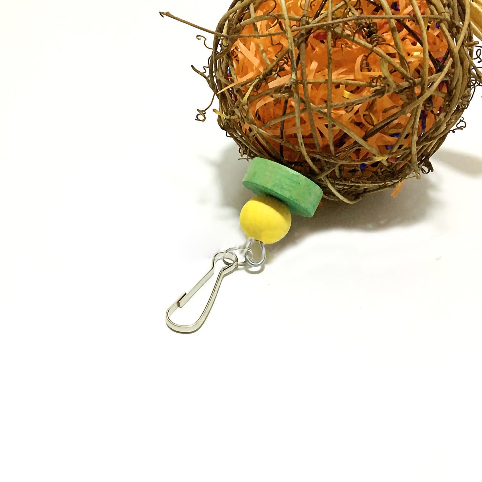 TOYFUNNY Natural rattan balls provide play ladders and climbing ladders for parrots