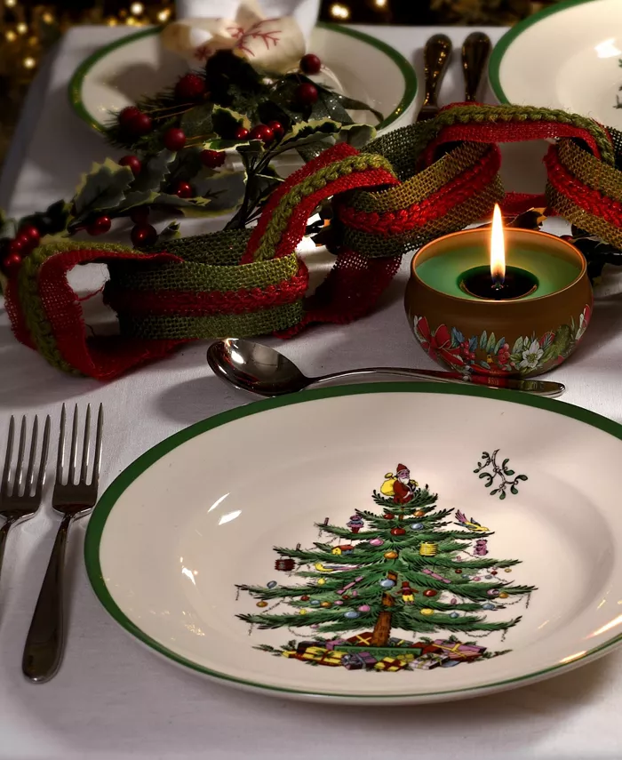 Spode Christmas Tree Dinnerware Collection