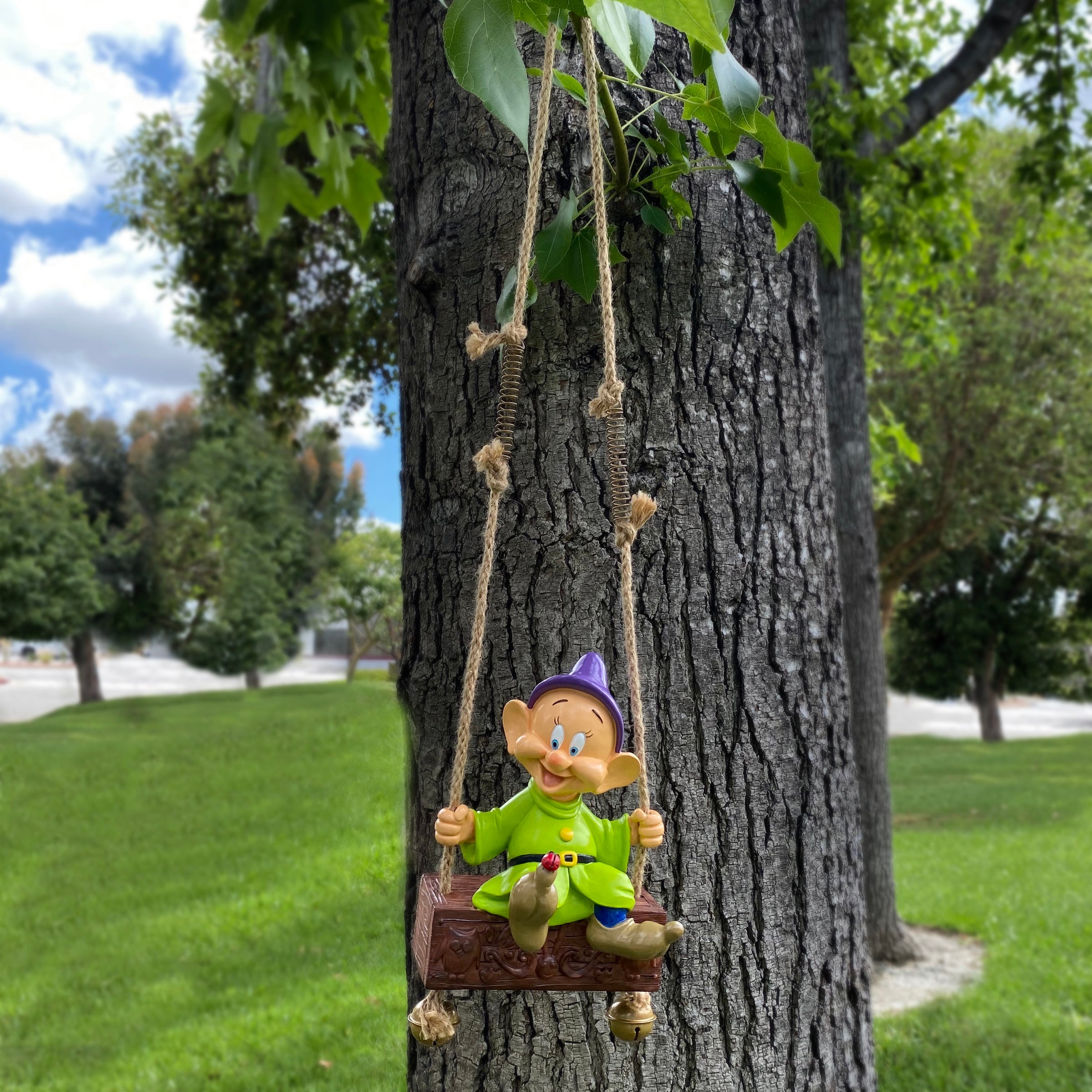 Dopey Swing N Ring Garden Statue