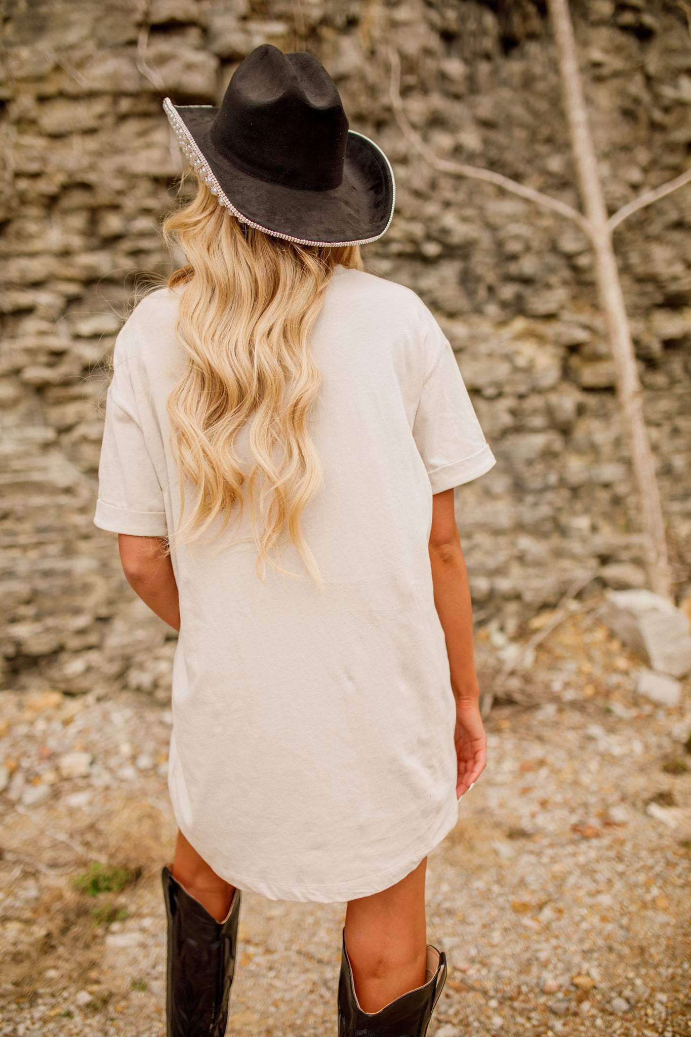 Falling In Love Graphic Tee