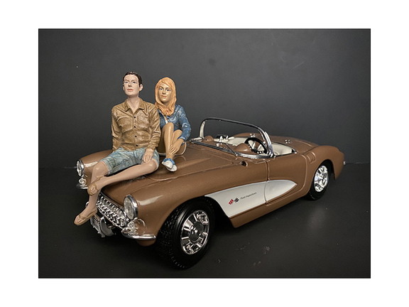 American Diorama 38217 38218  Seated Couple Releas...