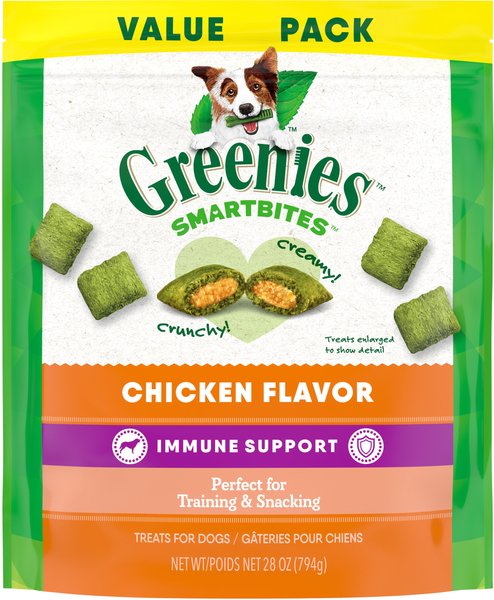 Greenies Smartbites Immune Support Chicken Flavor Crunchy and Soft Dog Treats