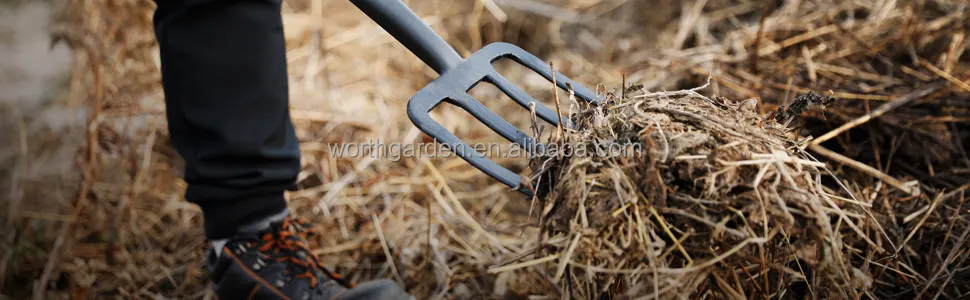 Worth Wholesale Carbon Steel Tools D Grip Handle Lawn Digging with 4 Teeth Metal Garden Hand Fork