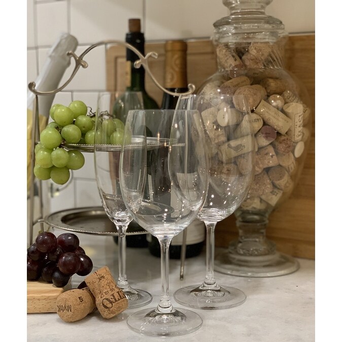 Red Vanilla Lara 18Pc Wine Set