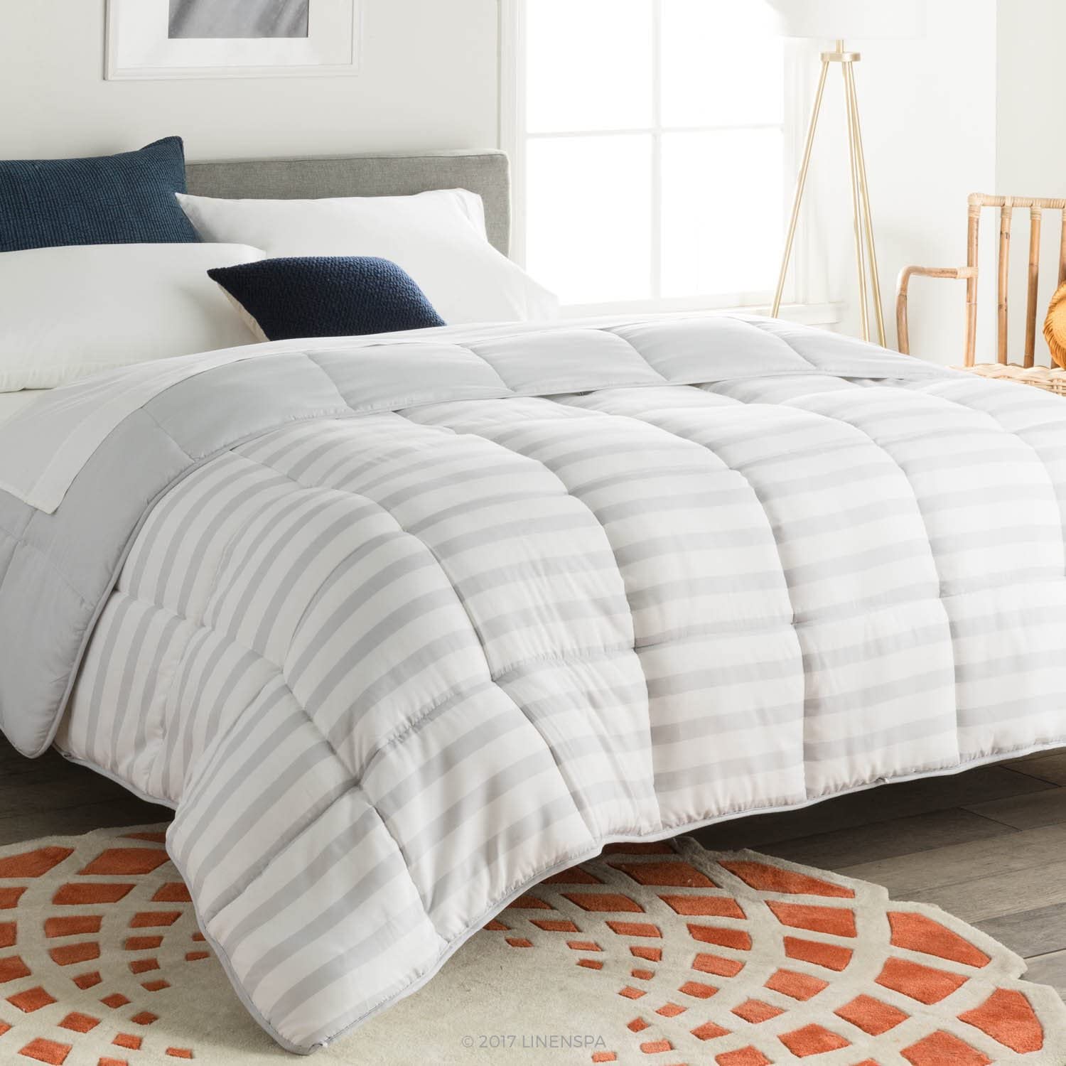 All-Season Quilted Comforter - Corner Duvet Tabs - Hypoallergenic - Plush Microfiber Fill - Machine Washable - Duvet Insert