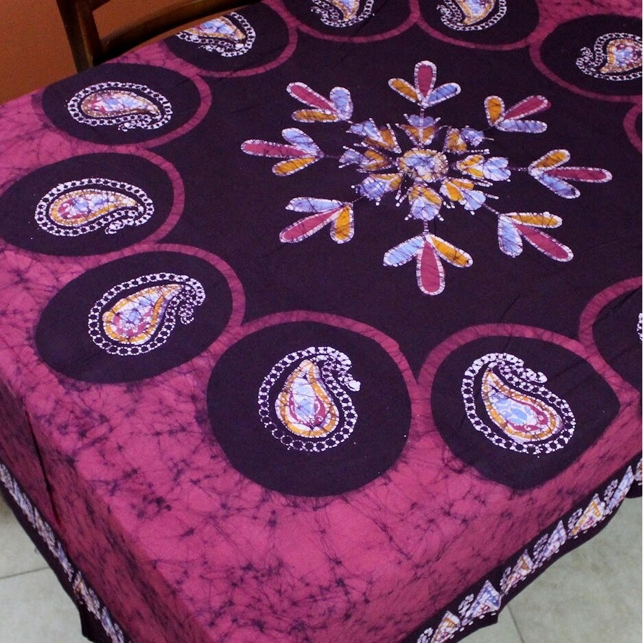 Incredible Batik Floral Paisley Cotton Tablecloth Rectangle