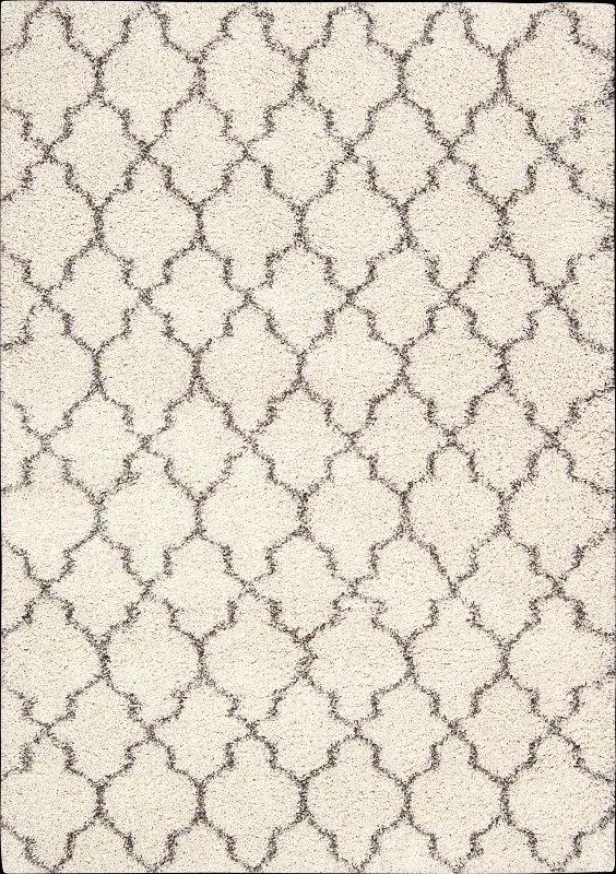 Amore 5 x 7 Cream Area Rug