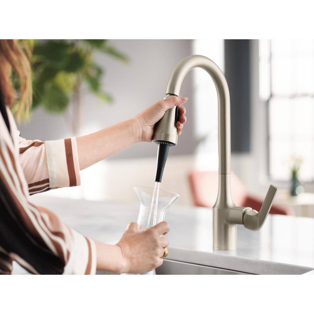 MOEN Milton Single-Handle Pull-Down Sprayer Kitchen Faucet with Reflex and Power Clean Attachments in Spot Resist Stainless 87114SRS