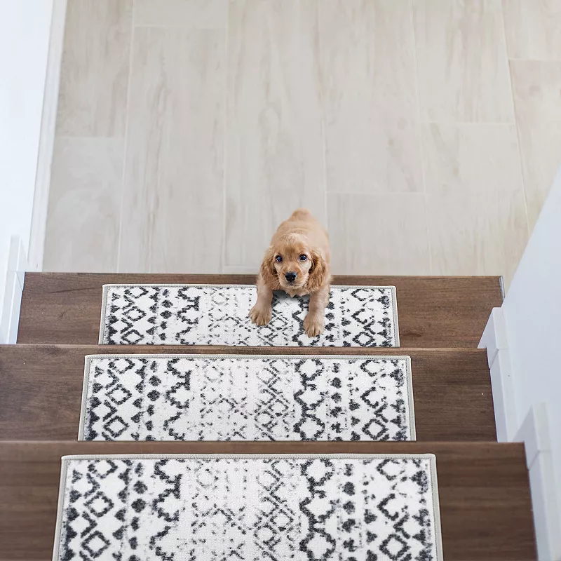 World Rug Gallery Geometric Stair Treads