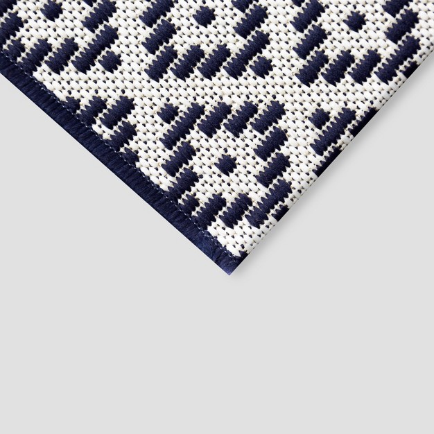 Geo Diamond Outdoor Rug