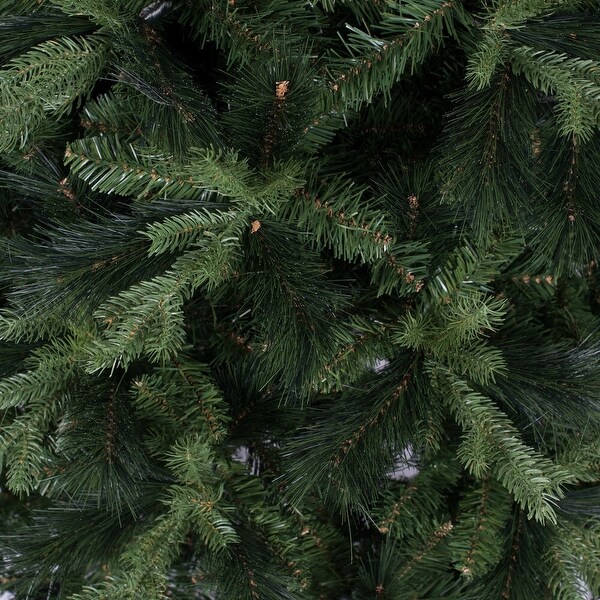 Vickerman 9' x 49 Southern Mixed Spruce Artificial Christmas Tree，Unlit