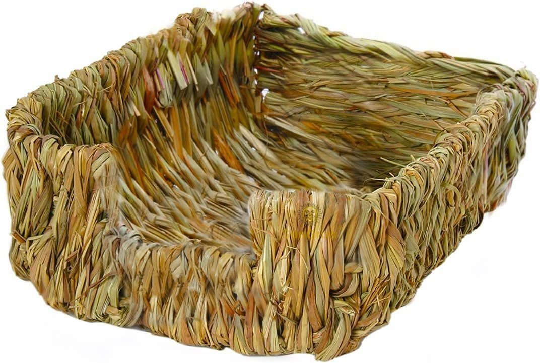 SunGrow Small-Pet Guinea Pig and Chinchilla Natural Chew Comfy Sleeping Basket Grass Bed