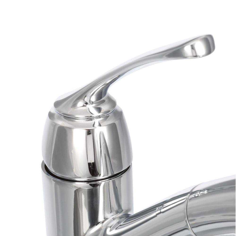 Pfister Cantara Single-Handle Pull-Out Sprayer Kitchen Faucet in Polished Chrome F-534-7CRC