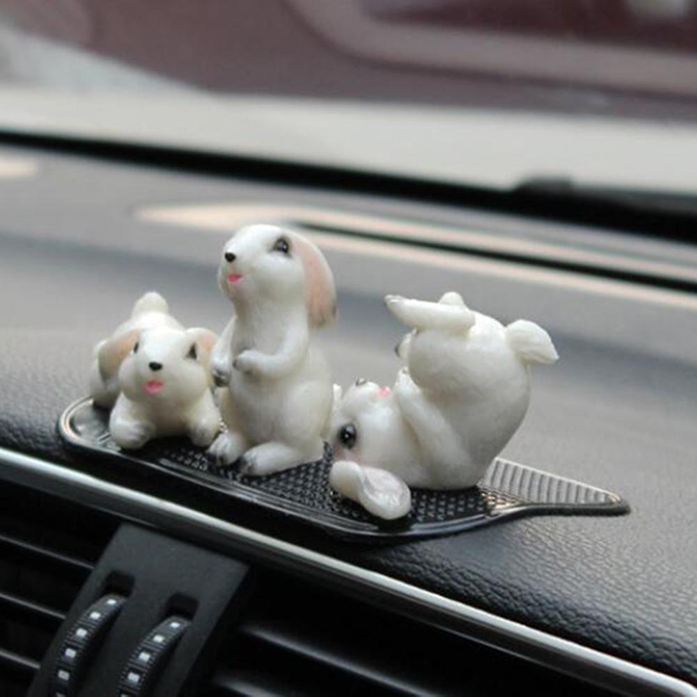 Three Cute Rabbits Resin Crafts Car Dashboard Decoration Home Office Desk Decoration Holiday Gift