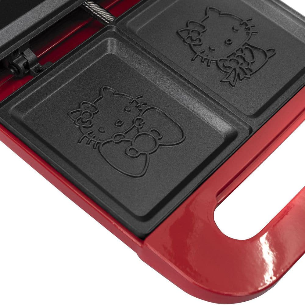 Uncanny Brands Hello Kitty Red 900W Grilled Sandwich Maker PP-KIT-HK1