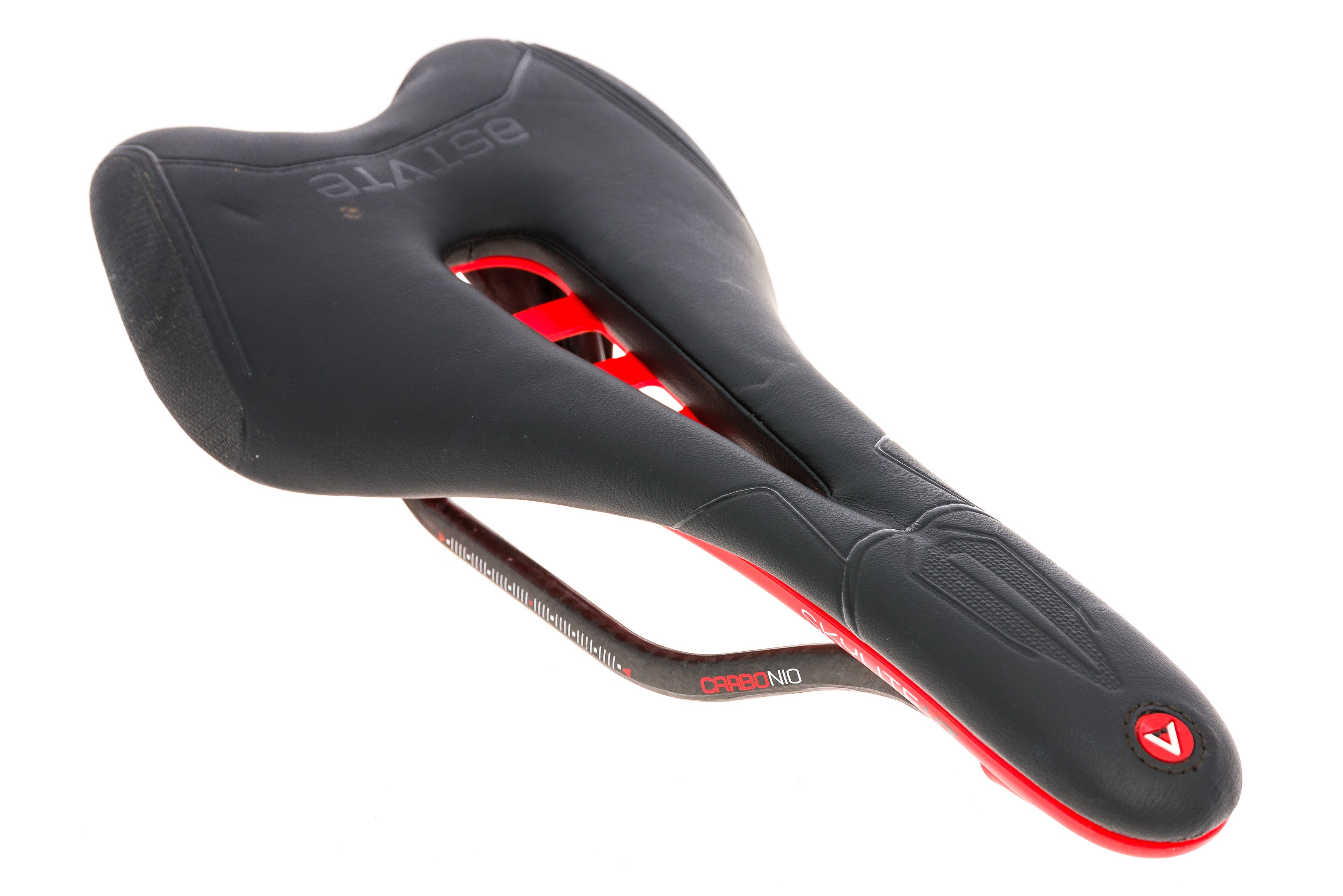 Astute Skylite VT Saddle 138mm Carbonio Rails Black/Red