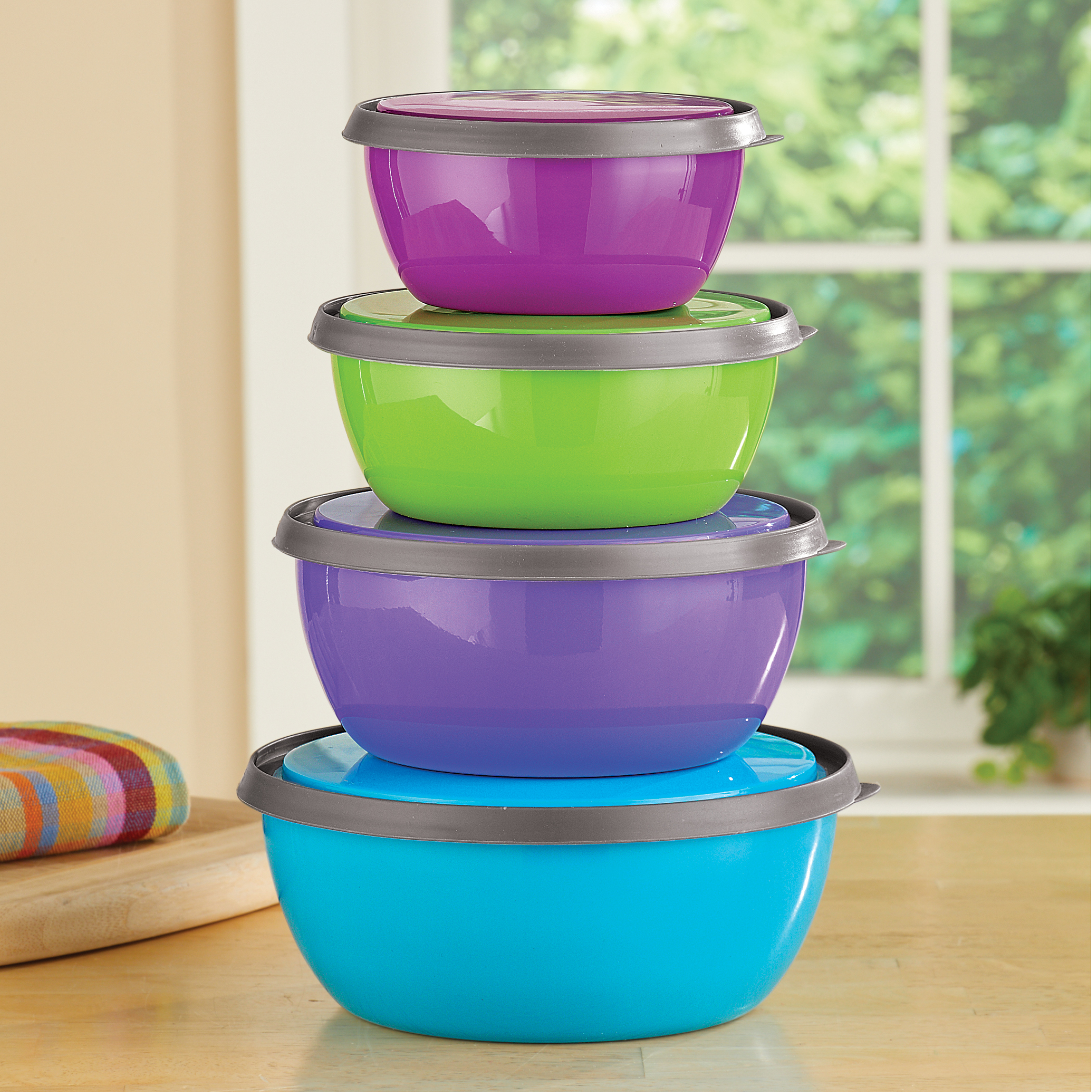 Colorful Stainless Steel Kitchen Nesting Bowls with Lids to Store， Prep， Serve - Set of 4， 12 oz - 38 oz.