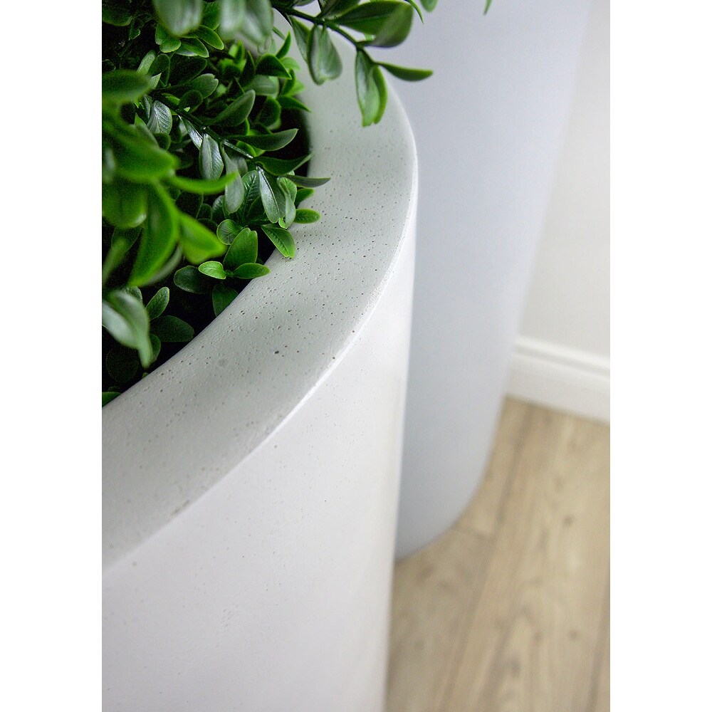 Round Bottom Planter in White Matte Finish 36\